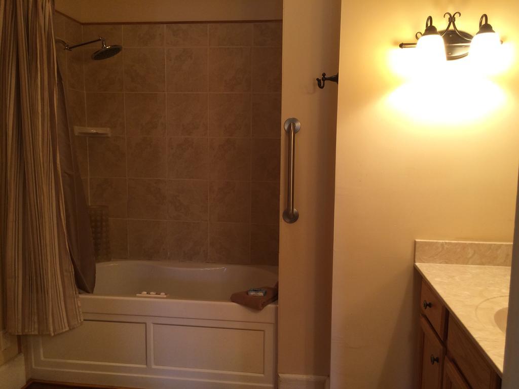 Calhoun House Inn & Suites Bryson City Esterno foto
